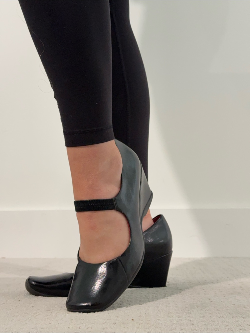 Kenneth Cole Reaction Mary Jane Leather Wedge Heels